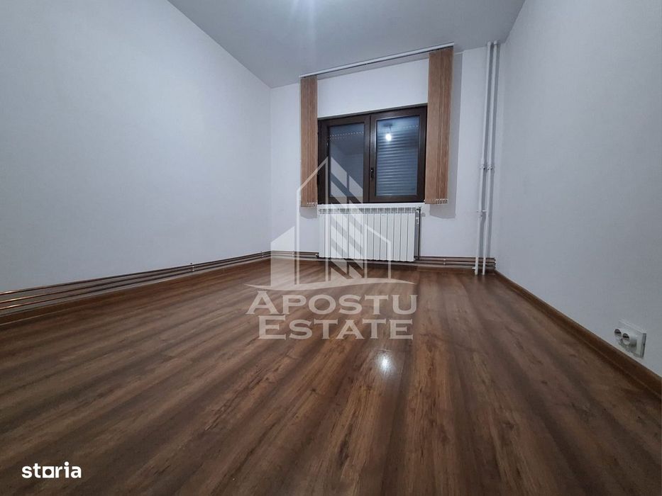 Apartament cu 3 camere, 92 mp contruiti, Banu Maracine