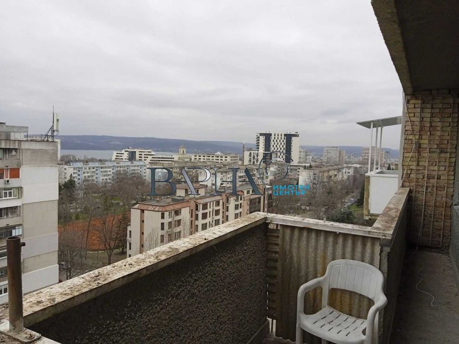 Тухлен Тристаен в Чайка