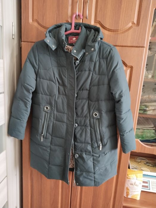 Продам женское пальто, зима