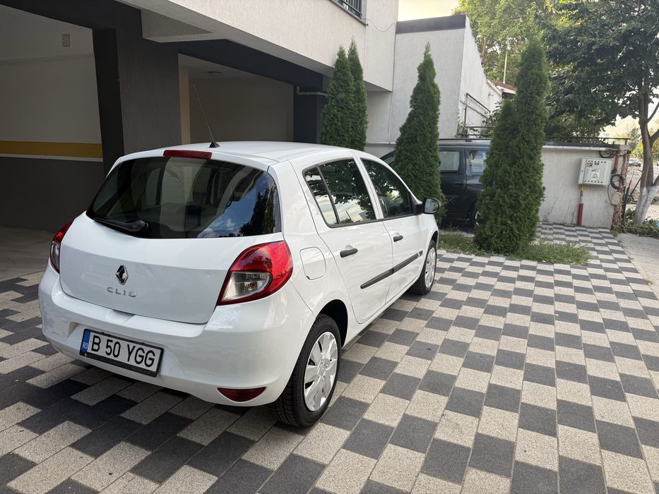 Renaul Clio 3 Intretinut Putin Rulat