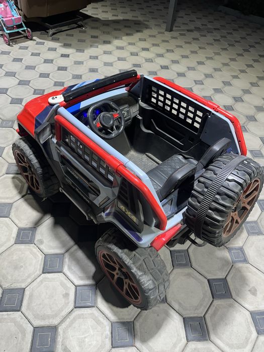 Детская  машинка