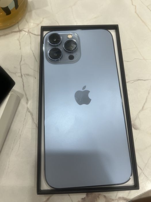 Продам Айфон 13 про Макс 256 память
