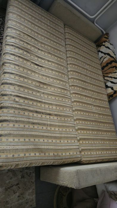 Отдам диван даром