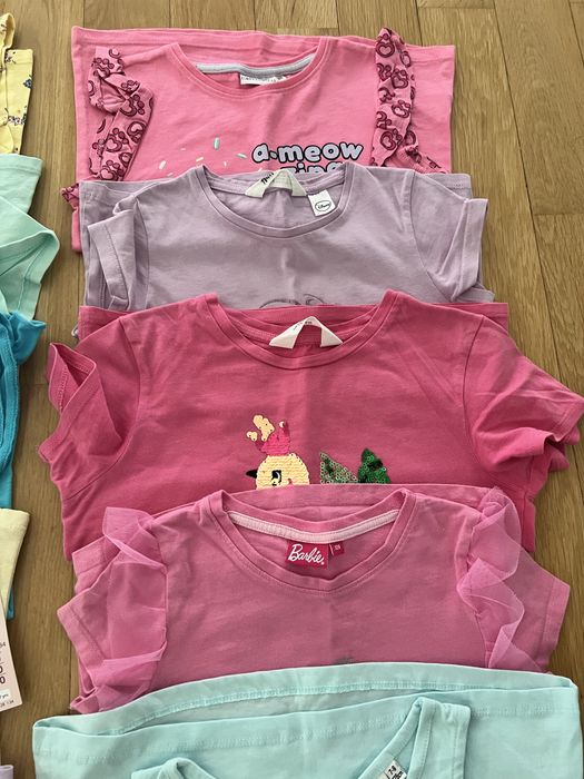 Lot 12 tricouri fete, masuri 122-128