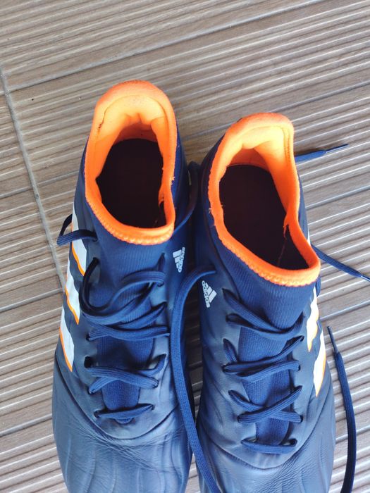 Vand ghete fotbal adidas copa sense 3 MG