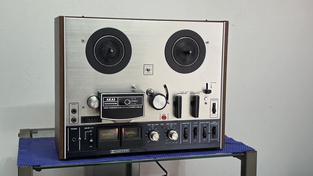 Magnetofon Akai 4000DB