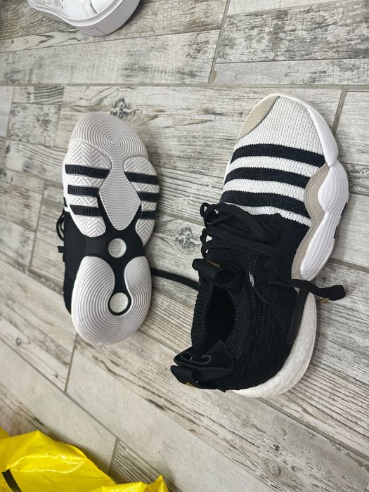 Адидас обувки НОВИ