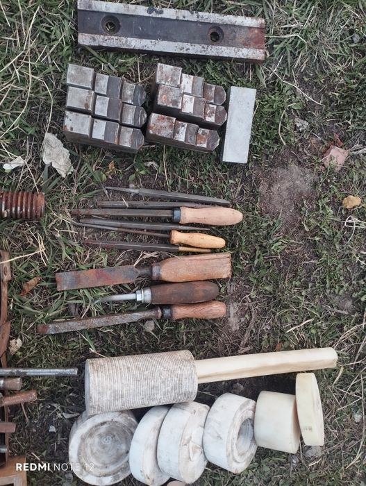 Токарный инструмент