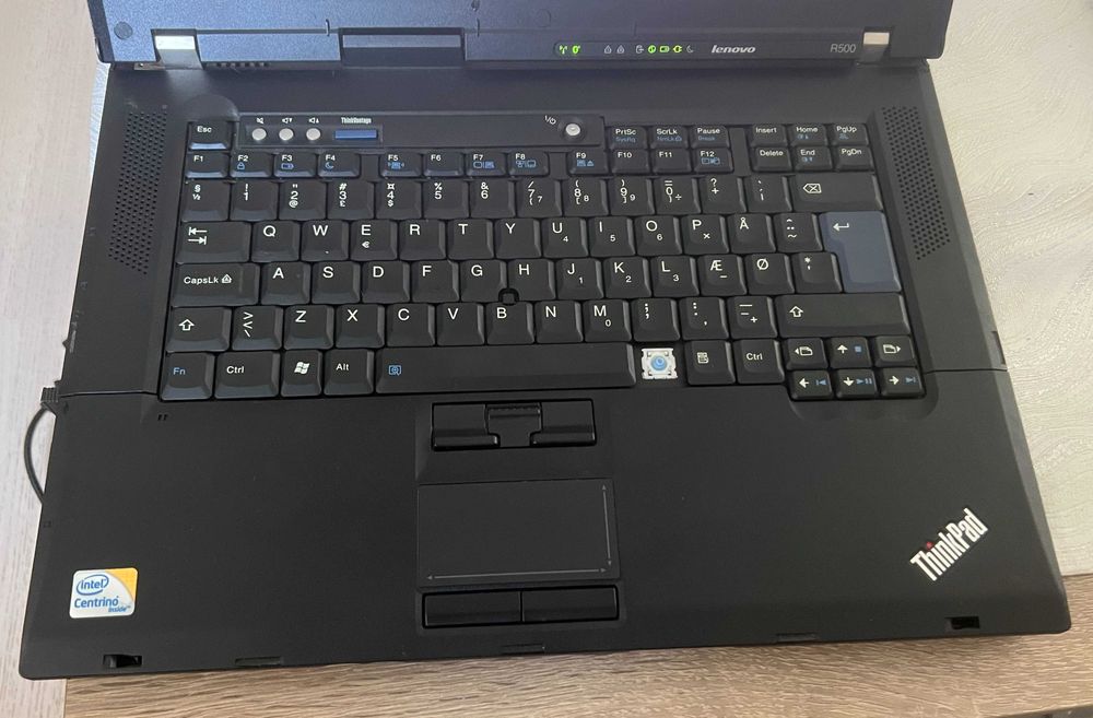 Laptop Lenovo ThinkPad R500 Core2Duo 4GB HDD