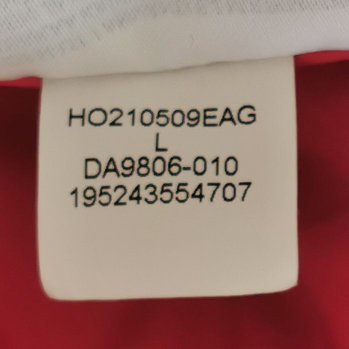 Яке Nike Jordan Essentials Puffer Jacket Men's Black Red DA9806-010