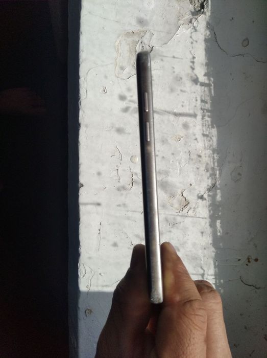 Galaxy A3 2017
Gallaxy A3 2017 
Gold
Xotira 16 GB
BATAREYKA