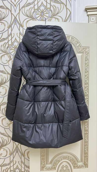 Продается зимняя куртка!