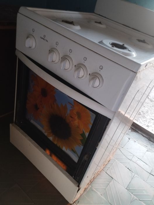 продам газовую плиту