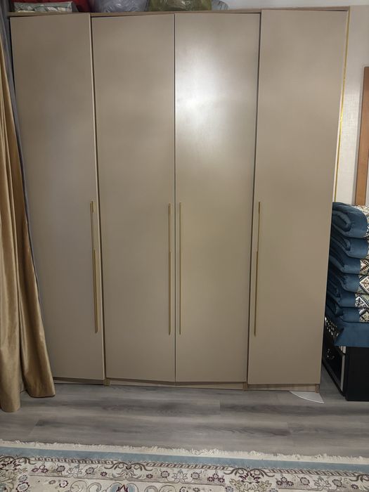 Продается шкаф в отличном состоянии