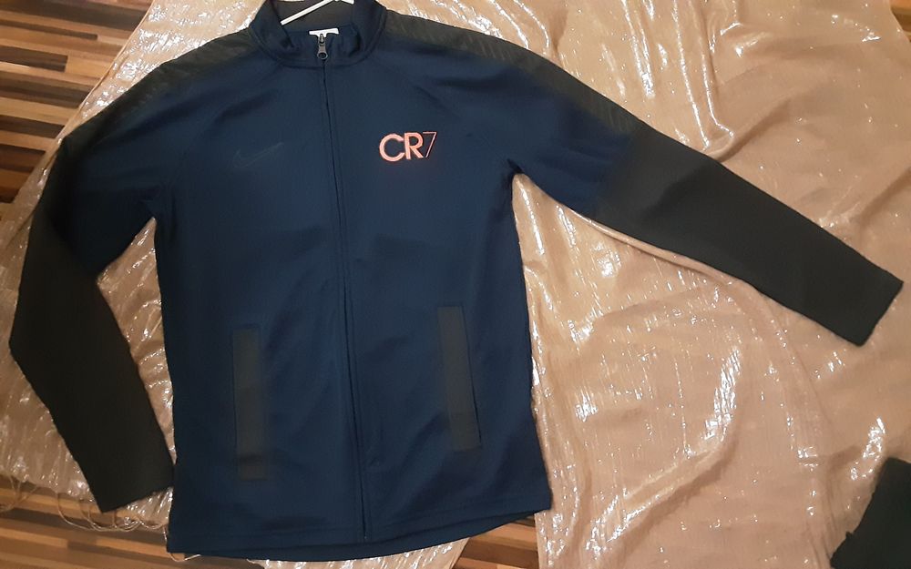 (L 147-158) NIKE Cristiano Ronaldo оригинална горница