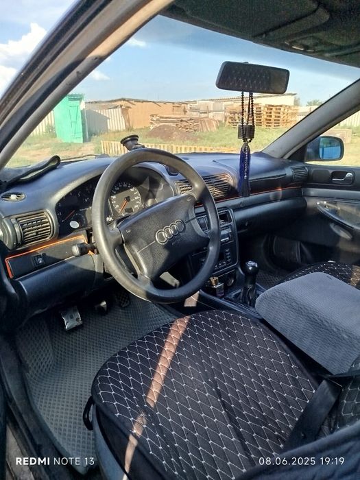 Машина сатылады ...