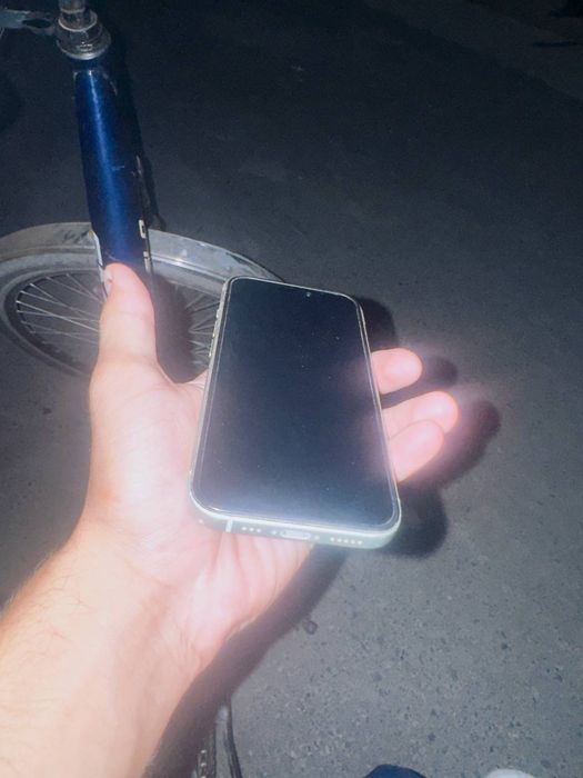 Iphone 15 ozi osela narxlari kelshtrb berladi
