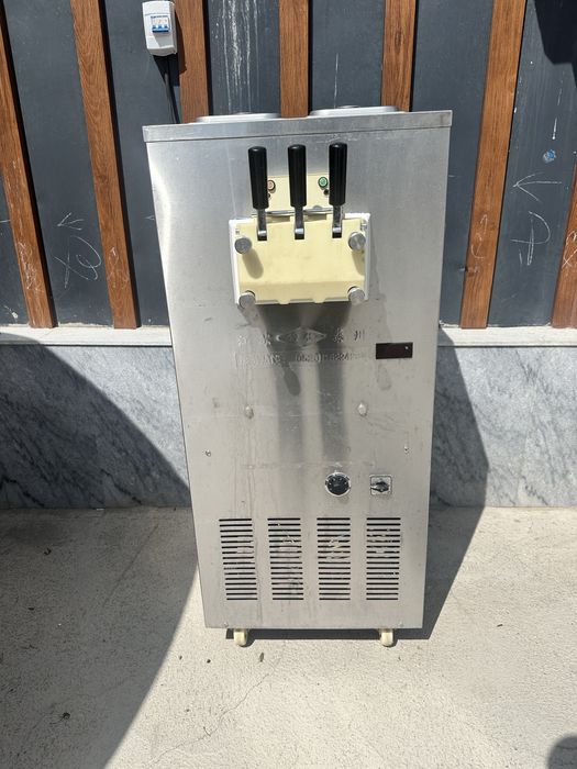 Мороженое аппарат