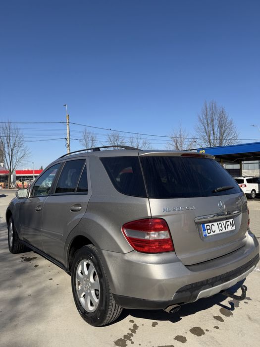 Mercedes Benz ML 320 MODEL AMERICA