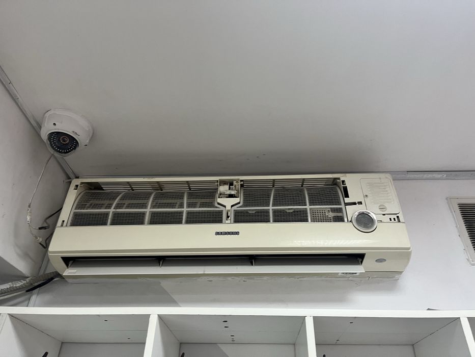 Кондиционер Samsung (сплит-система) — рабочий