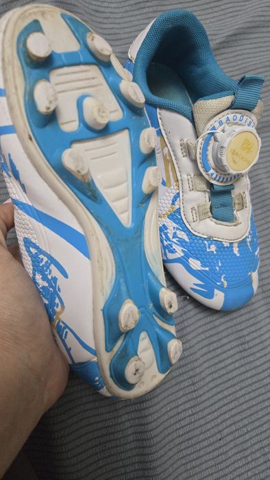 Продам бутцы размер 32