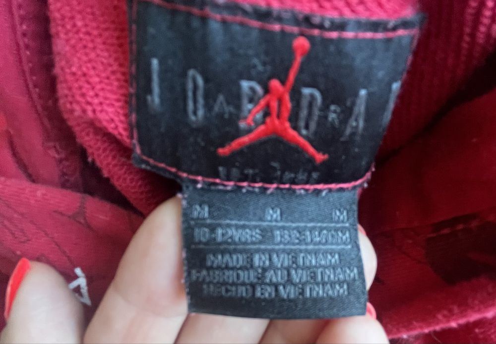 Nike Hanorac JORDAN ESSENTIALS 10-12 г.