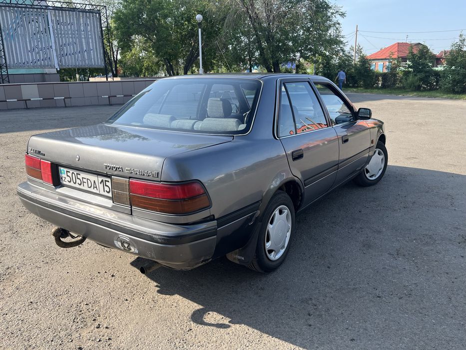 Тойота Карина ll 1988г
