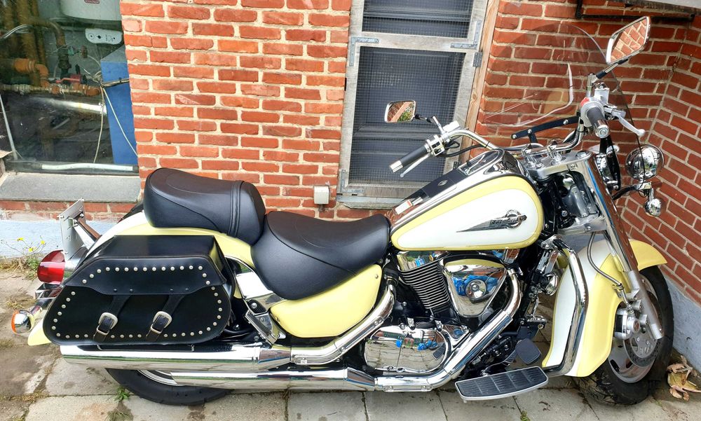 Suzuki Intruder VL 1500 LC Legendary Classic