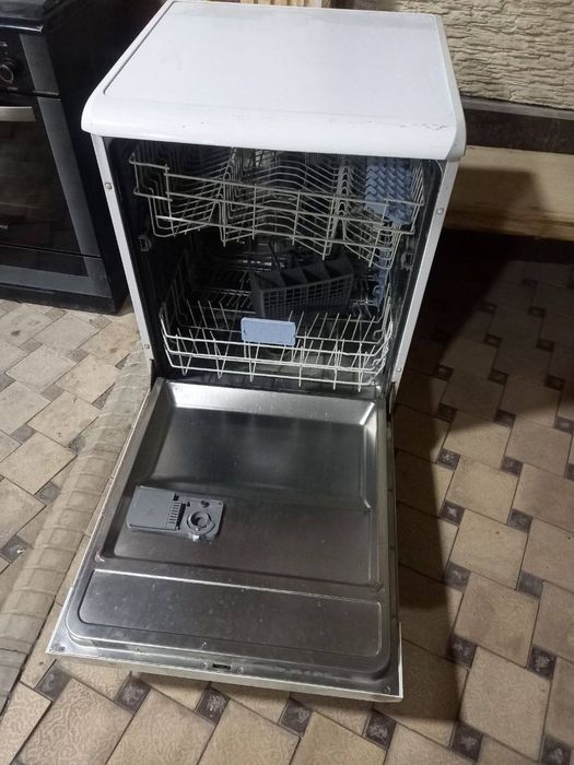 Посуда моющая машина