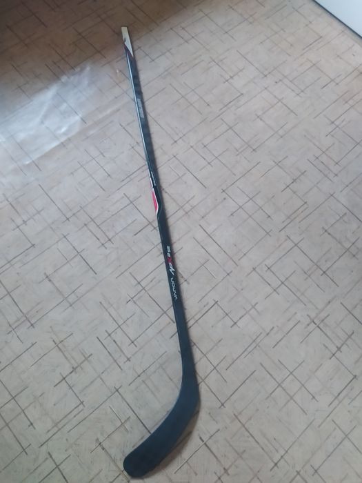 Хоккейная клюшка Bauer