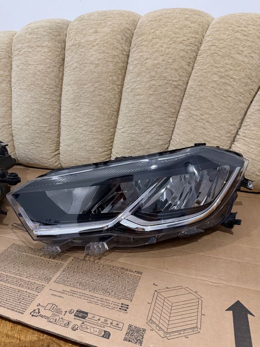 Faruri, Far stanga / Far dreapta VW Polo 2G Facelift 2021-2025