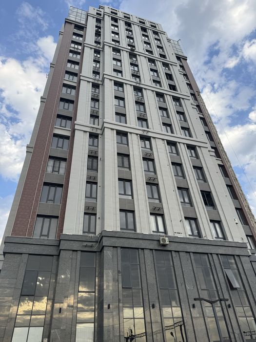 Своя! уг. суд Мирзо-Ул. ЖК «Бруклин» 93кв.м , 11 этаж , 4х комн.