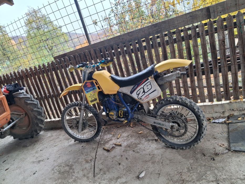 Vând sau schimb cross  Suzuki RM  250 2t Powervalve