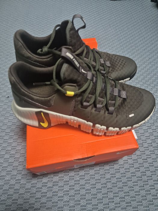 Adidas nike Metcon 5