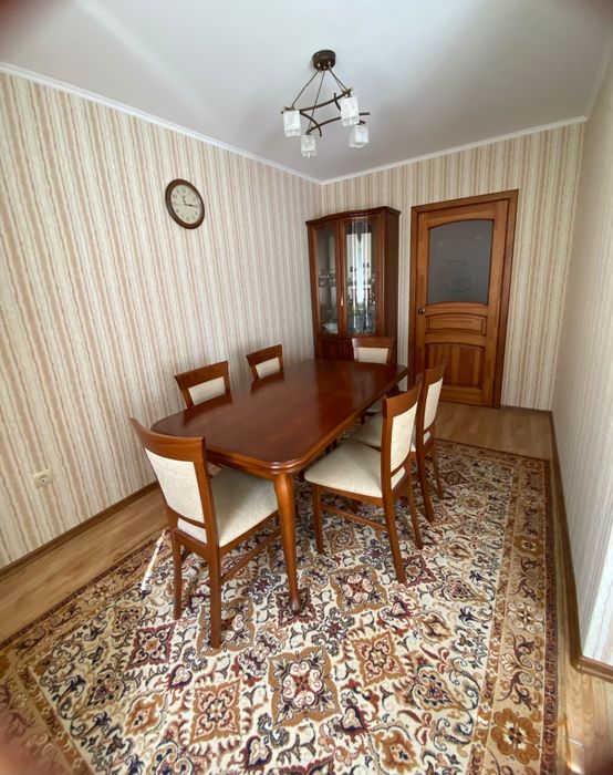 Продам набор мебели для гостинной