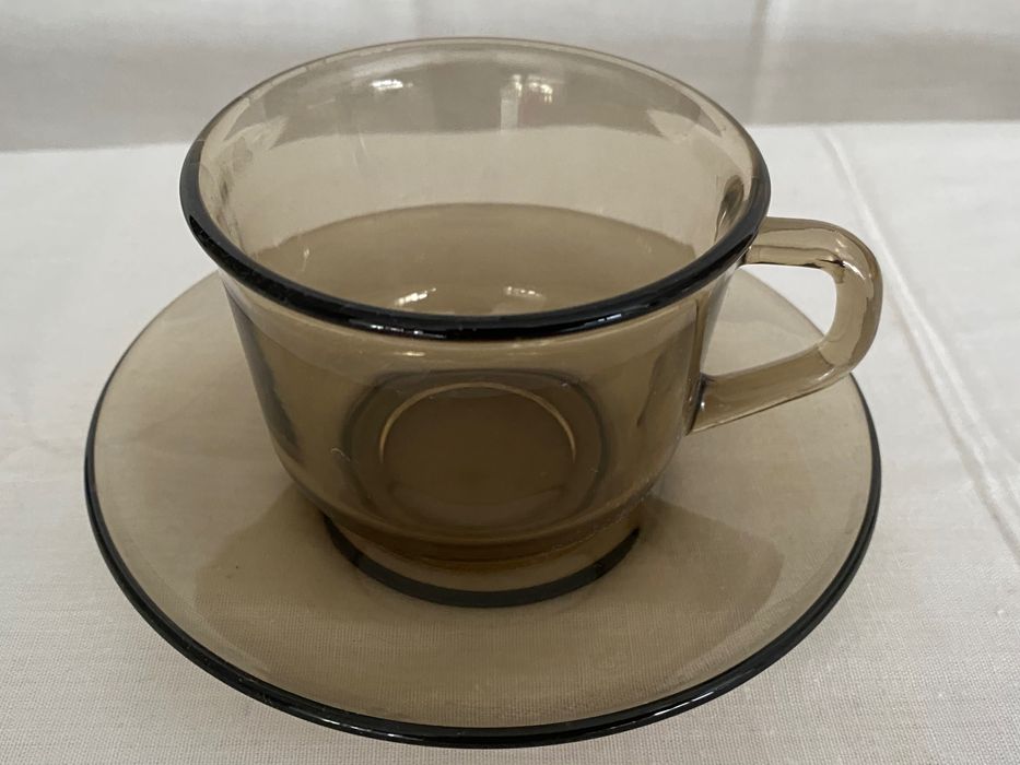 Набор посуды темного стекла