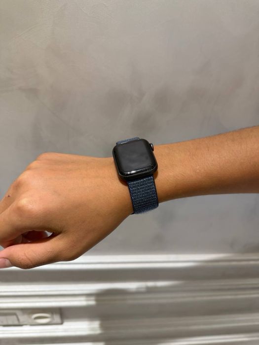 Apple watch SE Space Gray 40