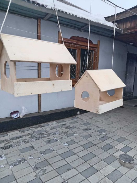 продам кормушки для птиц