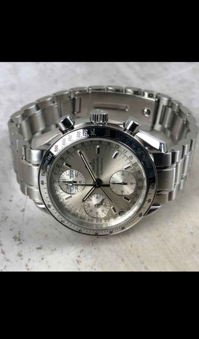 Omega-Speedmaster.Triple Date Chronograph-3523.30