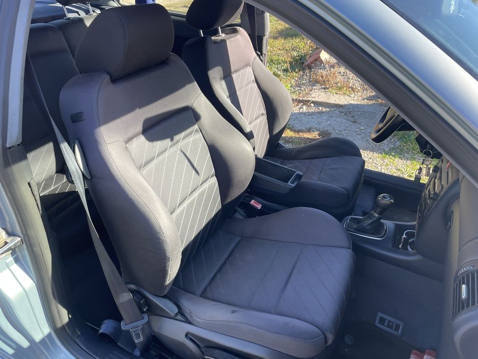 Продавам АУДИ А3 1.8Т