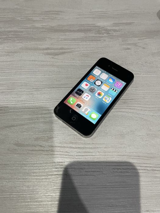 Iphone 4s 32gb.