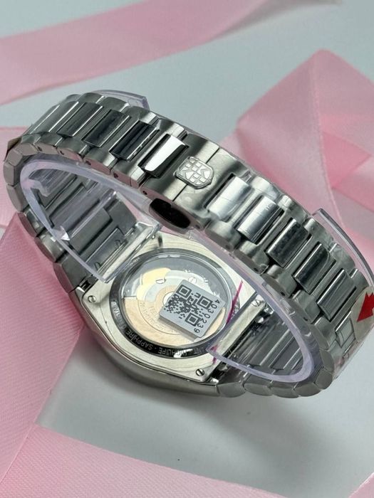 Женские часы Frederique Constant с бриллиантами, механика.