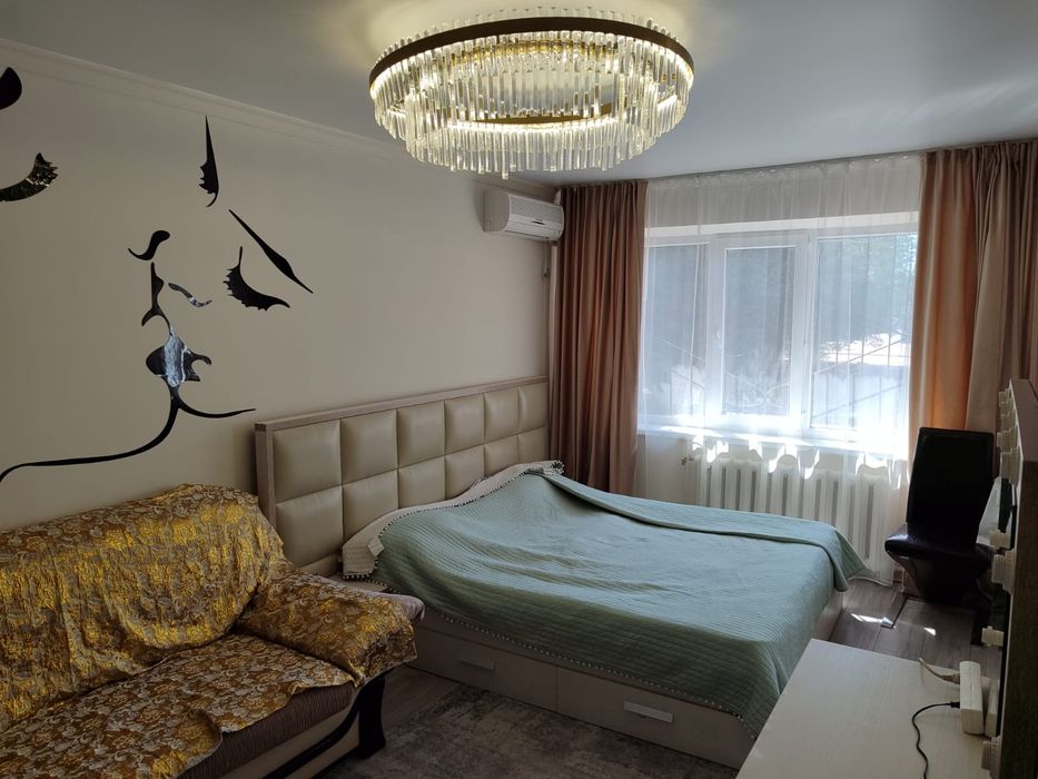 Продаётся 1 - комнатная.