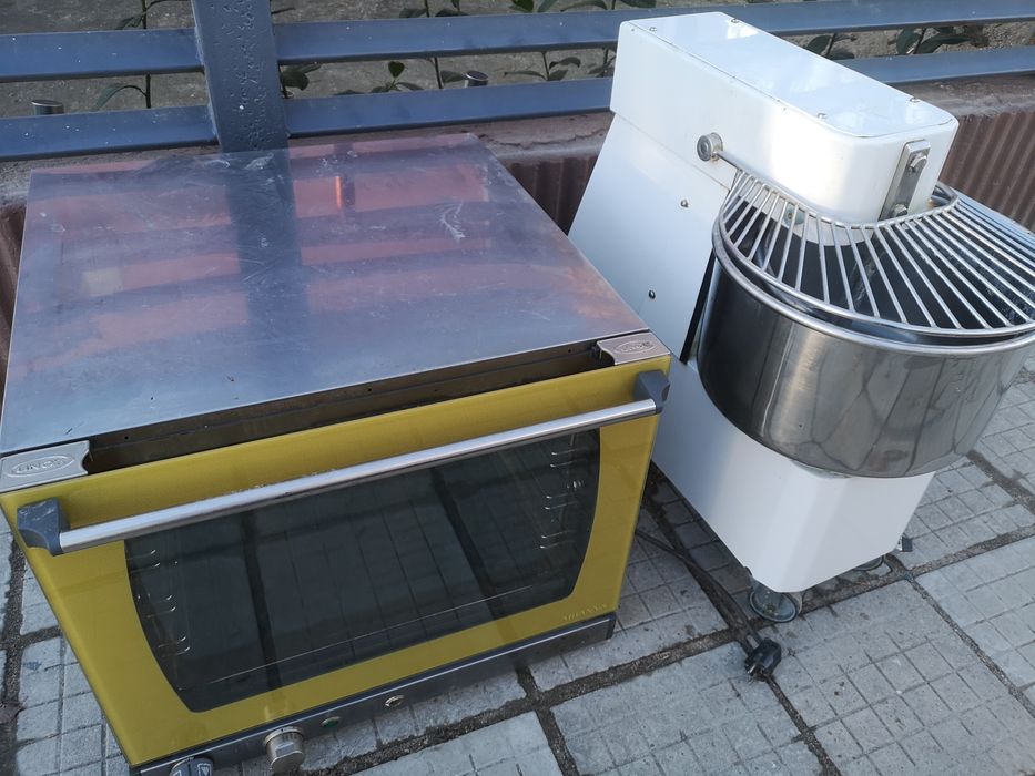 Машина  Тесто 22 литра  Пицария  Фурна  Конвекторна Фурна UNOX  220V Н