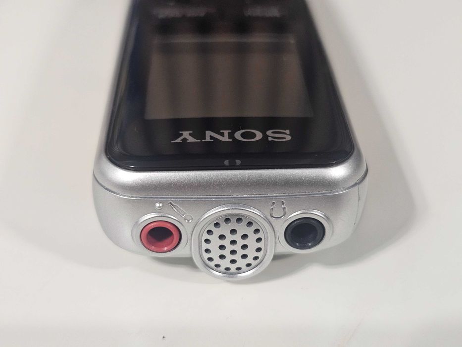 Reportofon Sony BX140