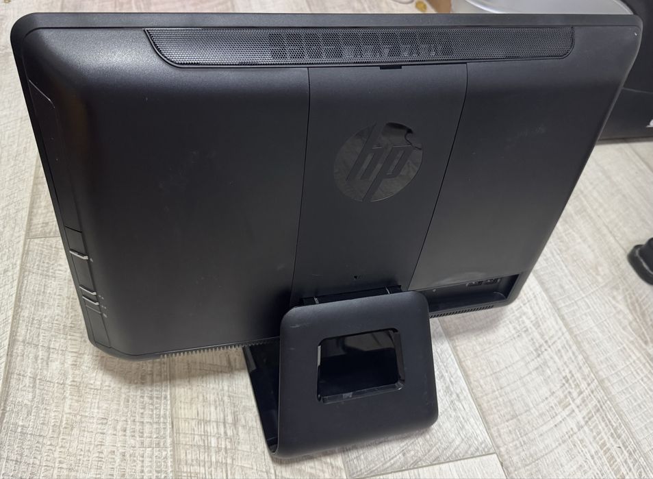 Моноблок HP Compaq 8200 Elite