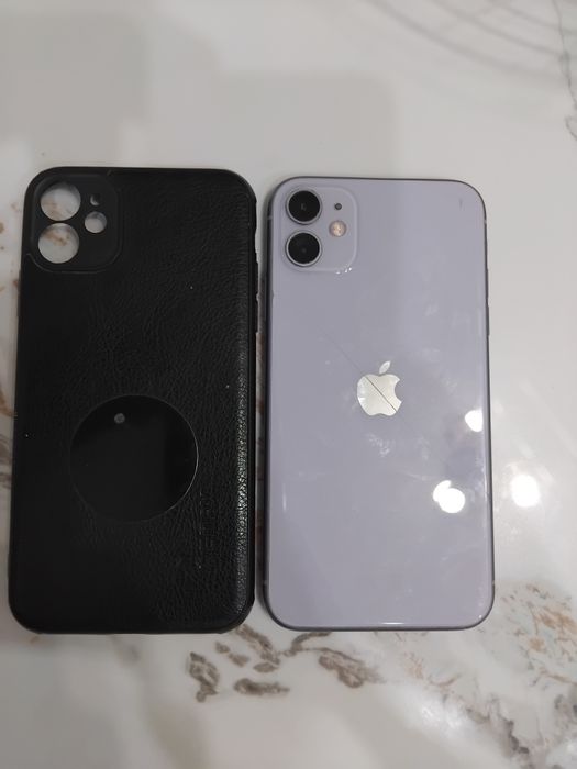 Айфон 11,64гиг,,