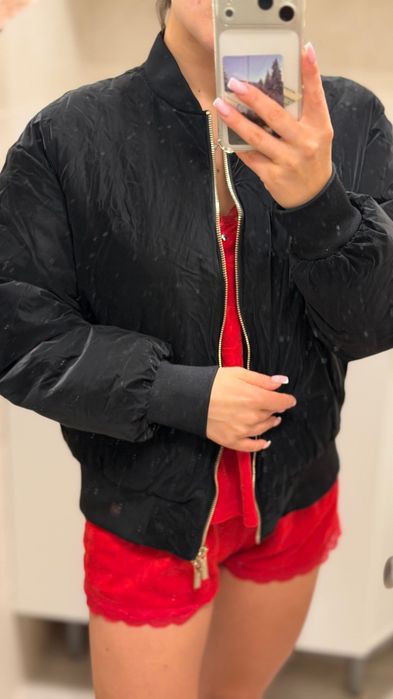 Оригинално дамско яке бомбър Armani Exchange