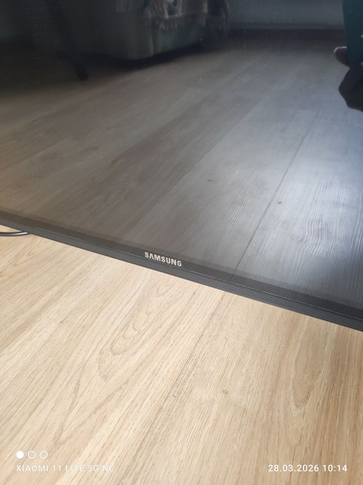 Срочно продам телевизор