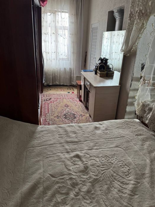 Uy sotiladi yashnabat rayon boysun kochasi 49a uy